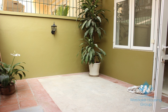 Brandnew house availble for rent in Nghi Tam village, Tay Ho, Hanoi